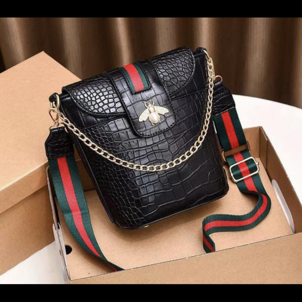 Queen Bee purse